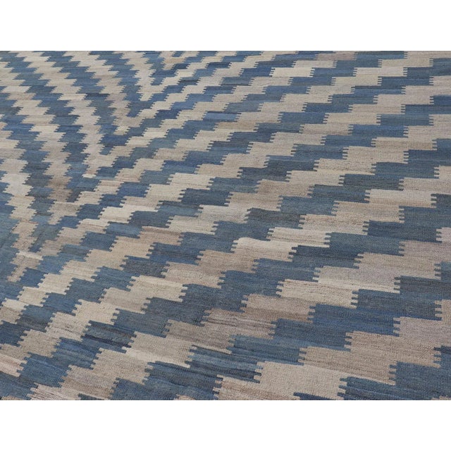 Hand Woven Flat-Weave Kilim Rug With a Modern Design in Blue and Creams For Sale - Image 10 of 13