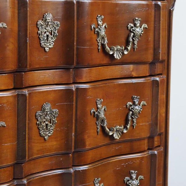 Louis XV Chest of Drawers with Arbalète Front For Sale - Image 6 of 18