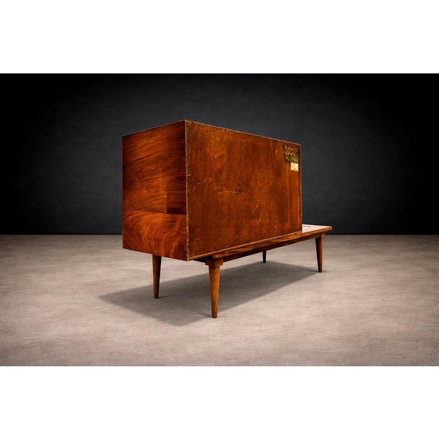 Bar with Side Table in Hardwood & Glass, Branco e Preto, 1950s - Lot 383A For Sale - Image 13 of 14