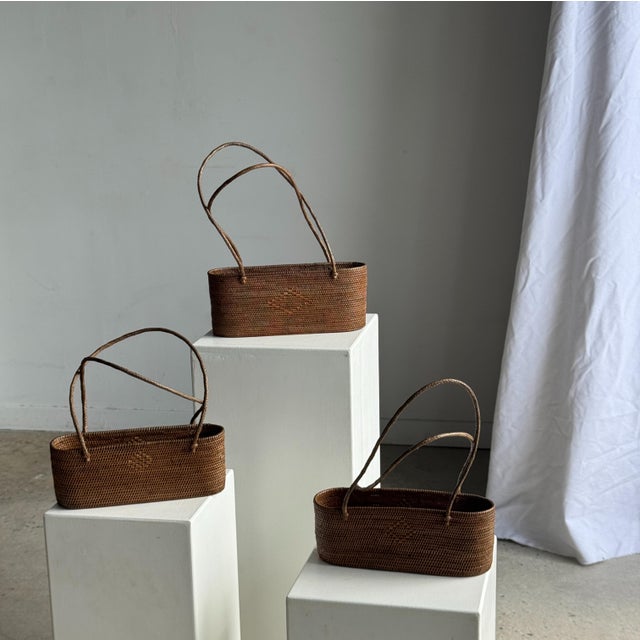Small Oval Basket with Long Handles For Sale - Image 3 of 18