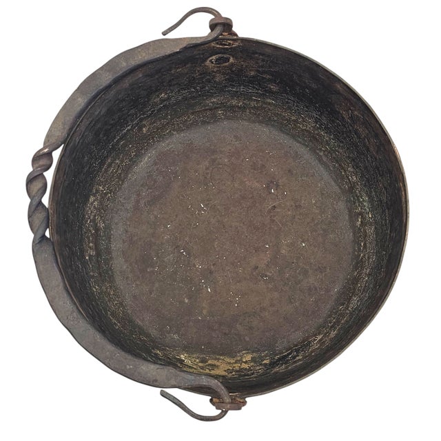 Antique Copper & Iron Hearth Cauldron With Twisted Wrought Iron Handle – 19th Century Hand Forged Vessel For Sale In San Francisco - Image 6 of 9