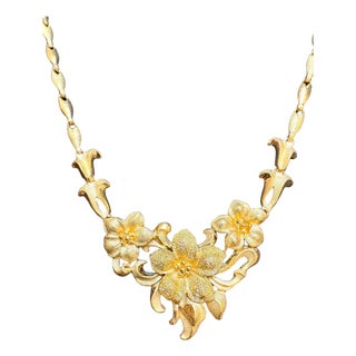 24 Karat Pure Gold Hand Made Yellow Gold Solid Flower Necklace, 37 Gm, 18 Inch For Sale
