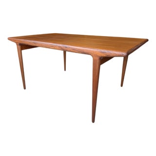 Danish Teak Dining Table by Johannes Andersen for Uldum Møbelfabrik, 1960s For Sale