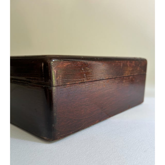Wood Mid 20th Century Vitrolite Lined Lidded Humidor For Sale - Image 7 of 18