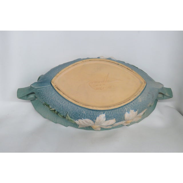 Mid 20th Century Roseville Pottery 461 14 Blue Ceil Clematis Oval Center Bowl 4689b For Sale In Miami - Image 6 of 17