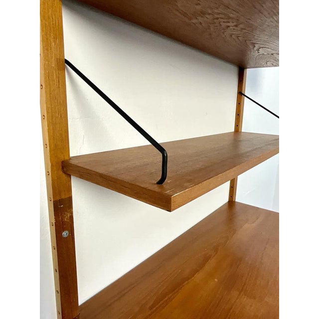 Mid-Century Danish Royal Shelving System in Teak by Poul Cadovius for Cado, Denmark, 1960s, Set of 8 For Sale - Image 9 of 18