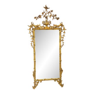 18th Century Italian Neoclassical Carved Giltwood Mirror For Sale