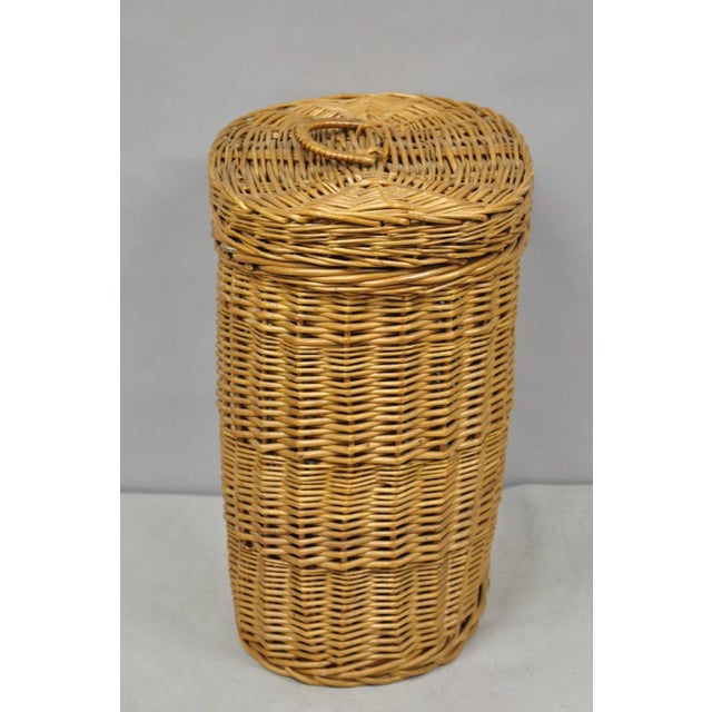 Vintage Mid Century Modern Handwoven Wicker Rattan Laundry Basket W Lid For Sale - Image 11 of 17