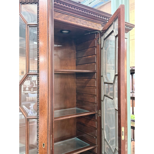 Late 20th Century Kindel Winterthur Mahogany Breakfront China Cabinet For Sale In New York - Image 6 of 12