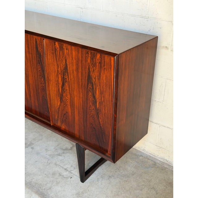1960s Rosewood Highboard Sideboard Cabinet With Sculptural Base Crafted in Denmark 1960s For Sale - Image 5 of 10