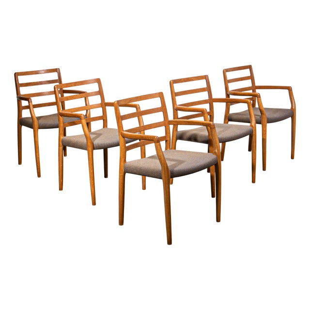 Model 68 Armchairs in Oak with Original Fabric by Niels Otto Møller for J.L. Møllers, 1990s, Set of 5 For Sale