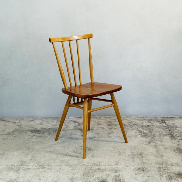 Ercol Elm and Beech 391 Dining Chairs by Lucian Ercolani for Ercol, 1980s, Set of 4 For Sale - Image 4 of 16