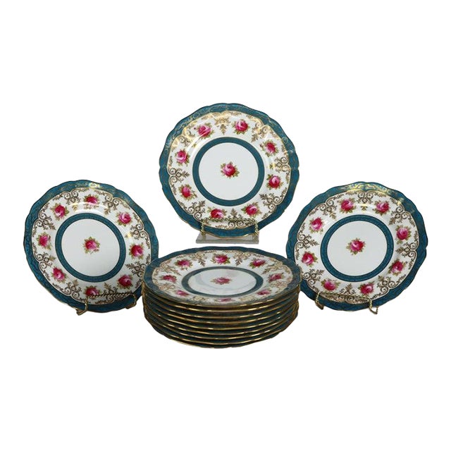 1900s Set of 12 English Cauldon for Gilman Collamore & Co. Scallop Edged Porcelian Plates For Sale