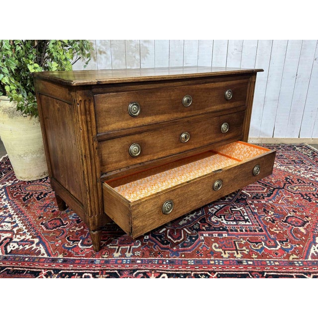 18th Century Louis XVI Chest of Drawers in Walnut For Sale - Image 10 of 18
