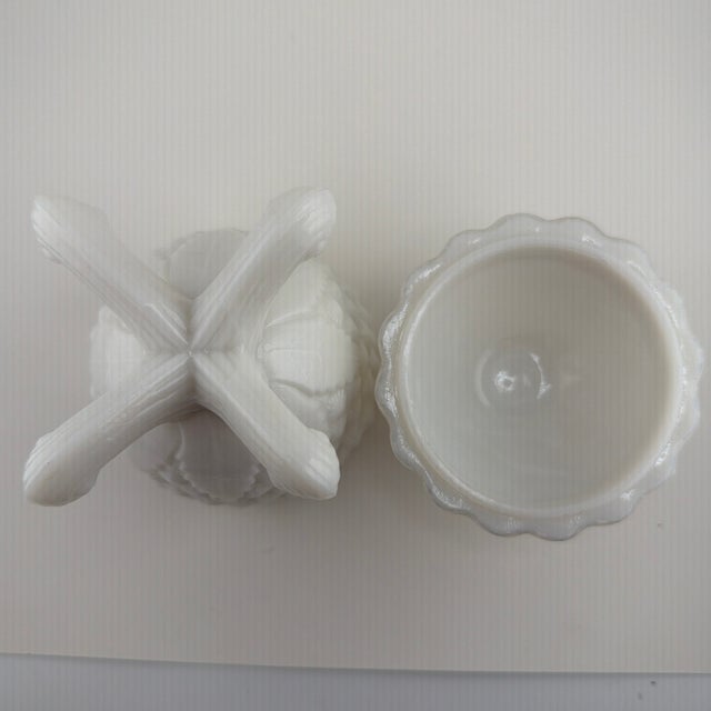 19th-Century French Portieux-Vallerysthal Milk Glass Pineapple Lidded Dish/Box For Sale - Image 9 of 9