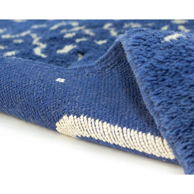 Abstract Hand-Knotted Moroccan Wool Rug | 9'3" X 5'11" | One of a Kind For Sale - Image 9 of 9