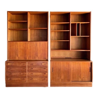 1960s Mid Century Modern Poul Hundevad Danish Teak Four Piece Wall Unit For Sale