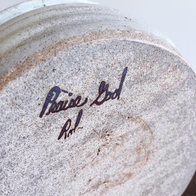 Vintage Signed Praise God Rob Wheel-Thrown Pottery Soup Tureen For Sale In Austin - Image 6 of 6