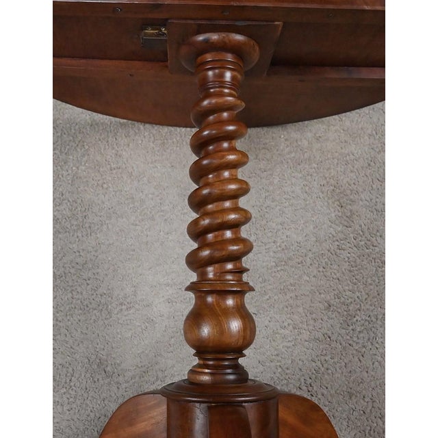 Mid-19th Century Louis Philippe Mahogany Tilting Table For Sale - Image 10 of 17