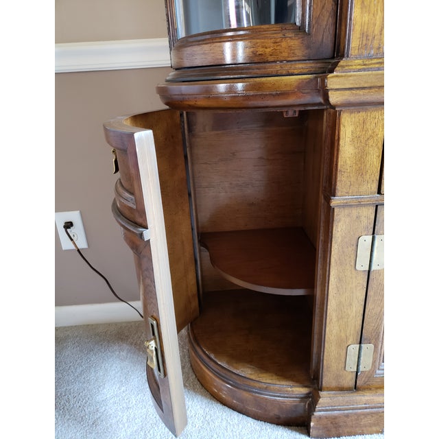 Vintage Bernhardt Hibriten Lighted Solid Wood & Glass China