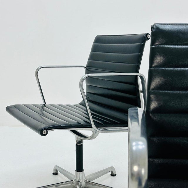 White Vintage Desk Chair by Charles & Ray Eames, 1980s For Sale - Image 8 of 11