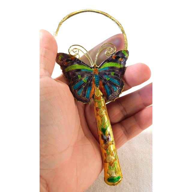 1970s Vintage Chinese Cloisonne Butterfly Enamel Magnifying Glass For Sale - Image 5 of 8