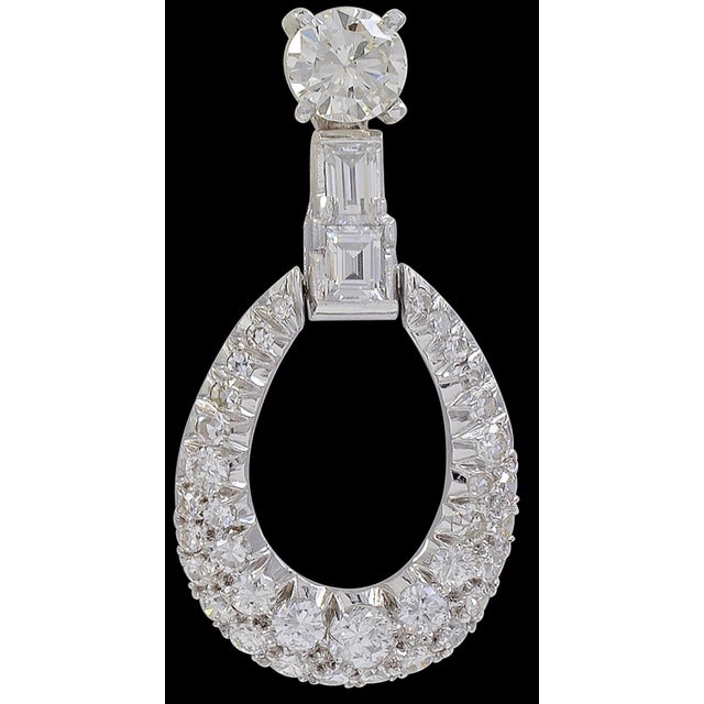 1950s 7 Ct Diamond Drop Cocktail Earrings Platinum with 2 Ct Solitaire Diamond For Sale - Image 17 of 18