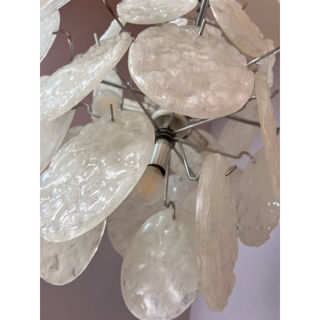 White and Silver Chandelier with Acrylic Glass Panels For Sale - Image 4 of 11