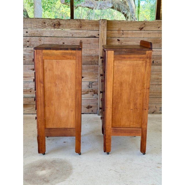 American Pair Mid-Century Chattahoochee Furniture Co. Chests, Charleston Provenance on Casters For Sale - Image 3 of 12