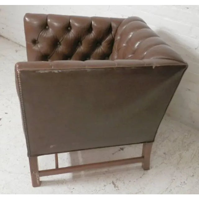 Mid-Century Modern Tufted Midcentury Club Chair For Sale - Image 3 of 9
