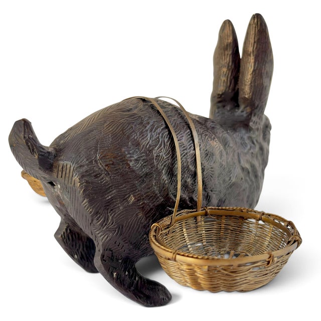 Bronze Mid 20th Century Bronze Bunny Rabbit Sculpture With Woven Brass Baskets Edwardian-Style For Sale - Image 8 of 18