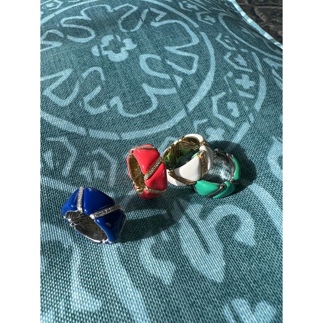 Diamond White Beige Cream Ivory Enamel Eternity Band Unique 18k Yellow Gold Ring, Size 7.5 For Sale - Image 15 of 18