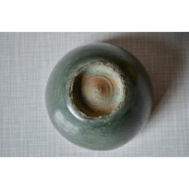 Green Brutalist Ceramic Egg-Shaped Covered Pot in Glazed Terracotta, 1970s For Sale - Image 8 of 9