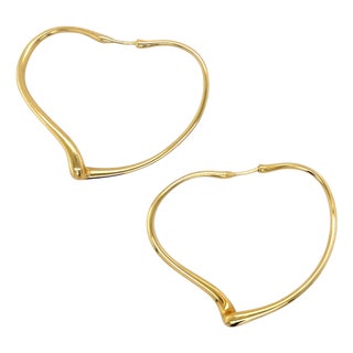 Late 20th Century Pair of Tiffany & Co., Elsa Peretti, 18k Yellow Gold Large Open Heart Hoop Earrings For Sale