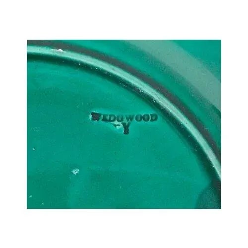 English Antique Wedgwood Majolica Sunflower Plate For Sale - Image 3 of 3