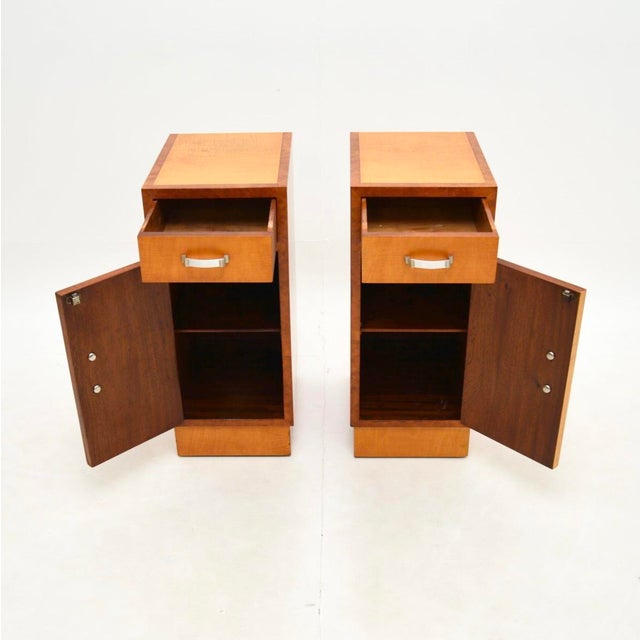 Mid-Century Modern Art Deco Satinwood and Walnut Bedside Tables, 1930, Set of 2 For Sale - Image 3 of 10