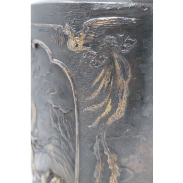 Antique Japanese Meiji Bronze Vase With Mount Fuji, Dragon & Phoenix Relief, 19th Century For Sale - Image 10 of 18