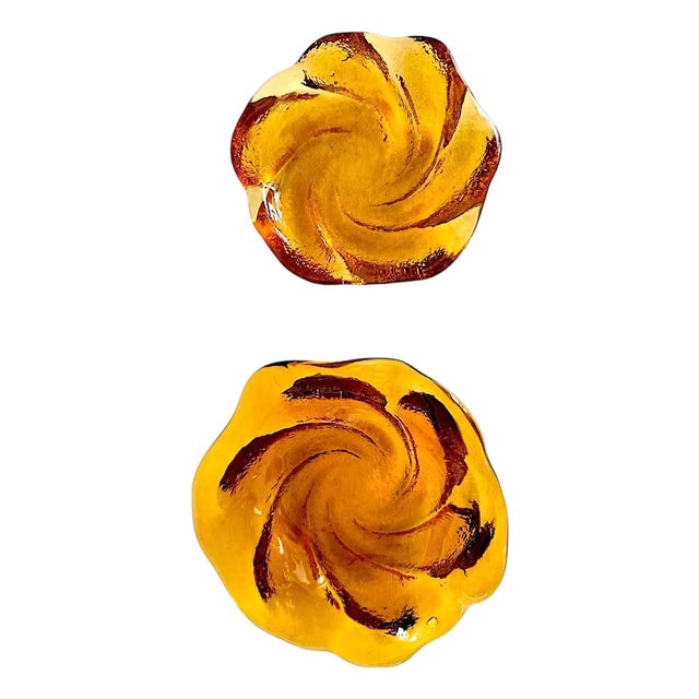 1960s Hand Blown Fenton Glass Rose Swirl Ashtray/Catchalls, Set of 2 For Sale