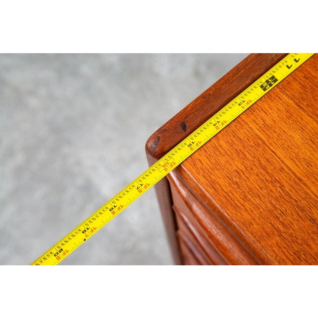 Mid Century Danish Modern Chest of Drawers Dresser Teak Vintage Locking 5 MCM For Sale - Image 12 of 12