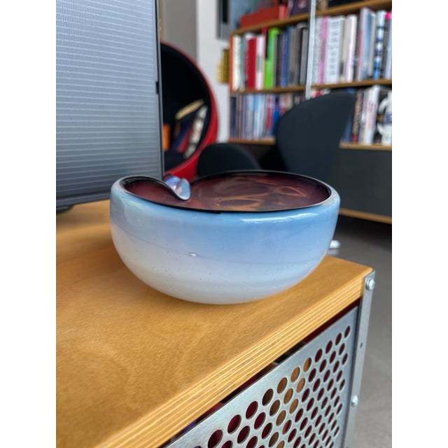 Shell Bowl Opalescent Sommerso Snail Attributed to Alfredo Barbini and Murano For Sale In Las Vegas - Image 6 of 11