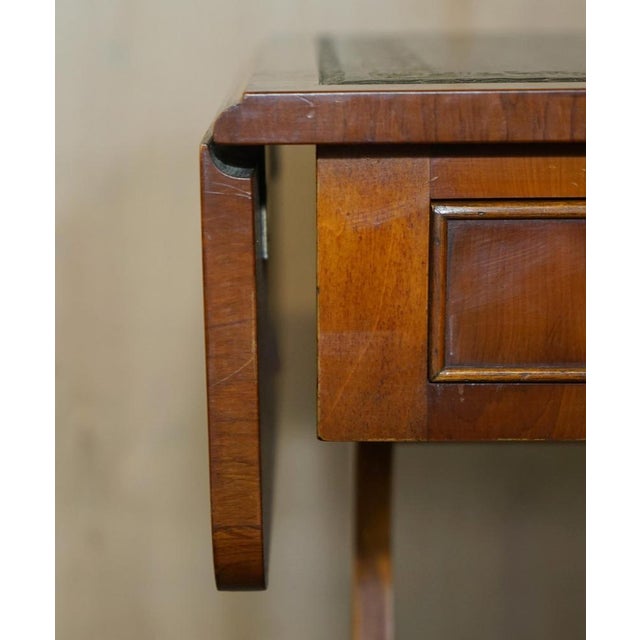 Extending Green Leather & Burr Yew Wood Side Table from Bevan Funnell For Sale - Image 5 of 18