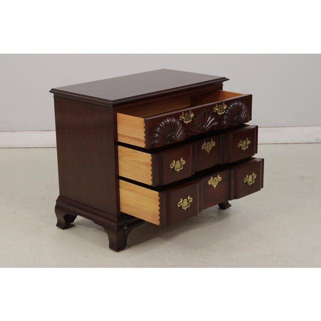 Kindel Furniture Kindel Mahogany Block Front Goddard For Sale - Image 4 of 15