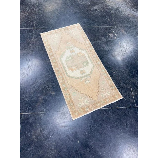 Turkish Mini Rug Oriental Hand Knotted Vintage Rug 1'6" x 3'1" #17746 For Sale In Houston - Image 6 of 8