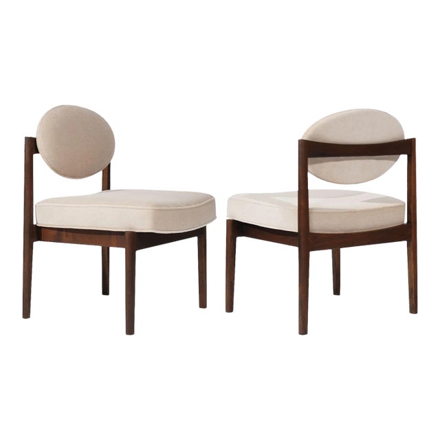 Set of 2 Walnut Side Chairs by Jens Risom in Natural Mohair, Circa 1950s For Sale