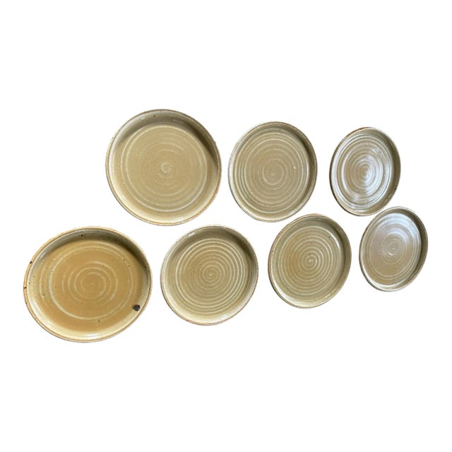 1980s Tuscarora Pottery Plates - Set of 7 For Sale