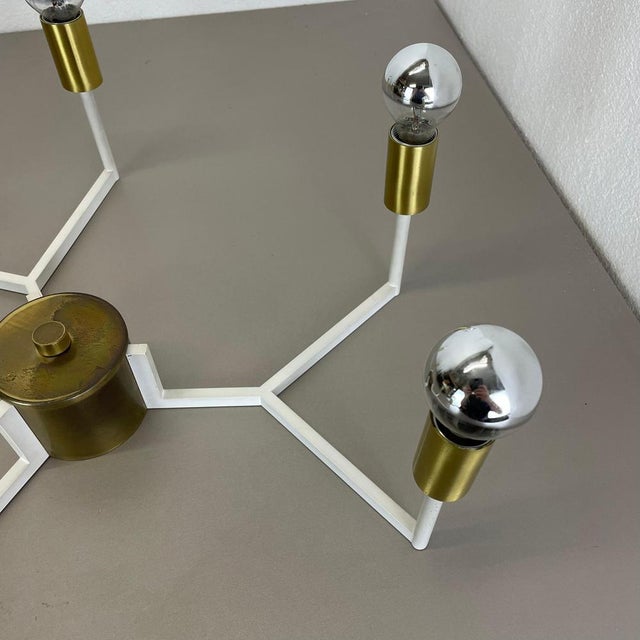 Large Brass Italian Cubic Sputnik Ceiling Light Flush Mount in the manner of Stilnovo, Gio Ponti, Italy, 1960s For Sale - Image 14 of 18