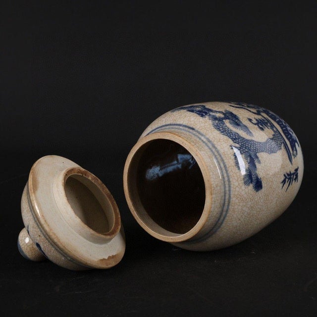 Chinoiserie Crackle Glaze Blue White Guigu Descending Mountain Figural Ginger Jar For Sale - Image 9 of 9
