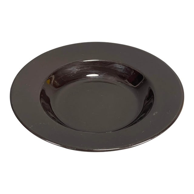 Vintage Dudson Artisan Vitrified Round Deep Rim Black Soup Plate, Made in England For Sale