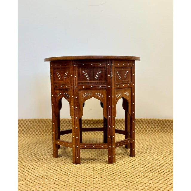 1950s Anglo-Indian Inlaid Taj Mahal Round Side Folding Tea Table For Sale - Image 9 of 11