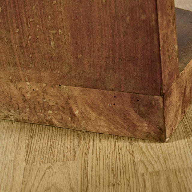 Art Deco Table in Elm Burl and Mahogany, 1930s For Sale - Image 17 of 18